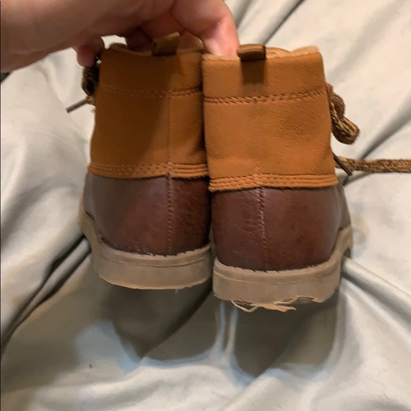 Carters size 8 toddler shoes - Picture 2 of 2